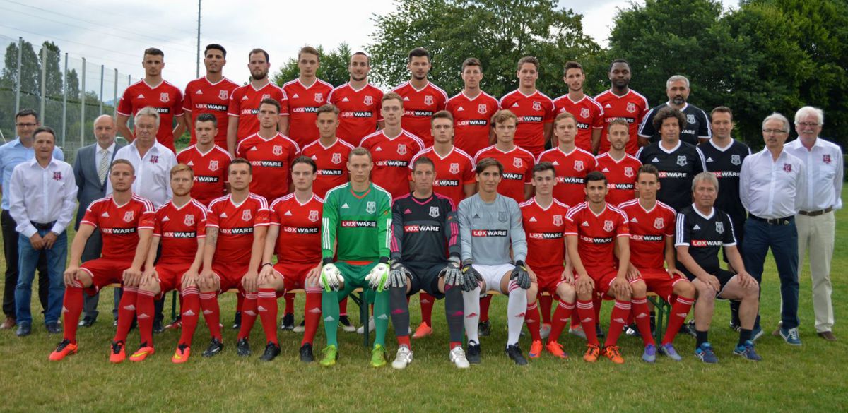 2016-2017 Team